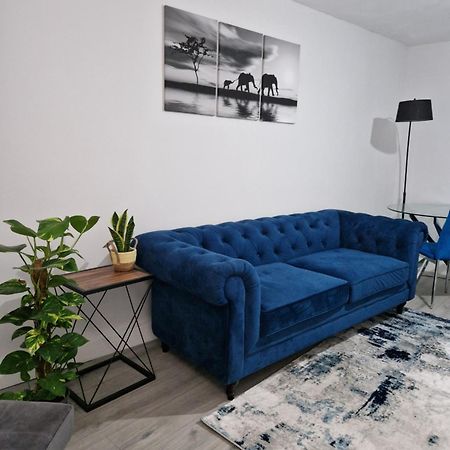 Stylish 2 Bed Home- Short Walk To Tottenham Stadium/Stations Лондон Екстериор снимка